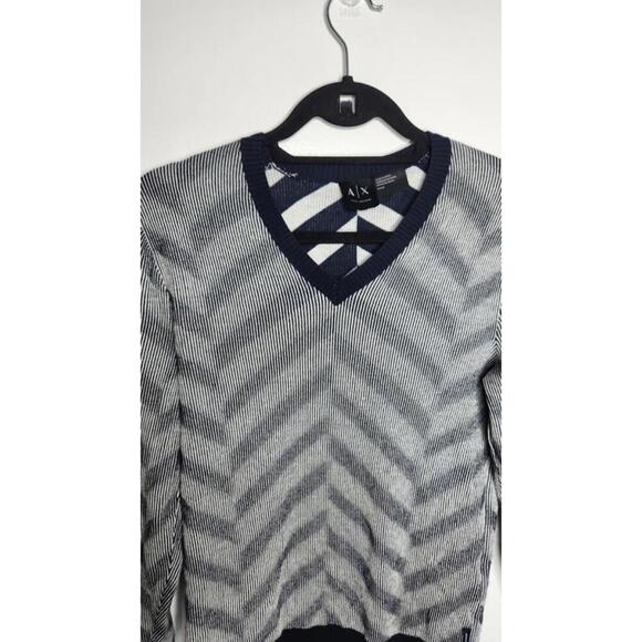 Armani Exchange V Neck Men Long Sleeve Sweatshirt Size S Zig Zag Academia - Picture 2 of 5